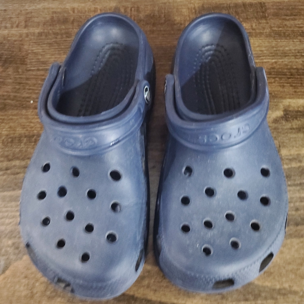 Navy Crocs - Picture 4 of 5